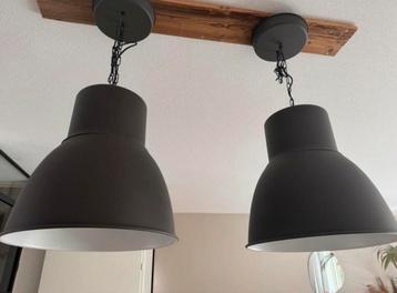 2 grote IKEA HEKTAR hanglampen €20 per stuk beschikbaar voor biedingen