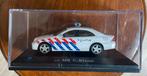 Mercedes c-klasse politie schaal 1/43 met vitrine, Hobby en Vrije tijd, Overige merken, Auto, Groter dan 1:32, Ophalen of Verzenden
