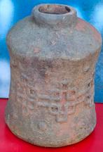 Vaas/pot. Terra-cotta. Bodemvondst? Geornamenteerd. 24 cm., Ophalen