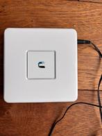 Ubiquiti UniFi Security Gateway USG met adapter, Computers en Software, Routers en Modems, Ophalen of Verzenden, Gebruikt