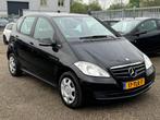 Mercedes-Benz A-klasse A160 Business Class / Trekhaak / Navi, Voorwielaandrijving, Euro 5, Zwart, Origineel Nederlands