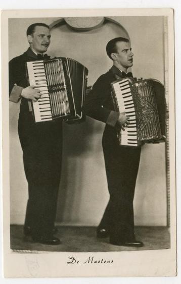 1942 De Mastons (fout WO2 duo ?) Weert naar Groningen  beschikbaar voor biedingen