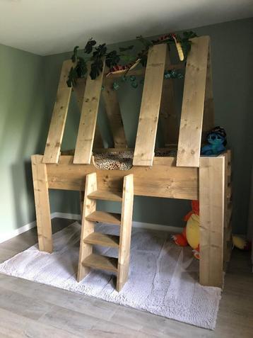 Steigerhouten Kinderkamer inrichting beschikbaar voor biedingen