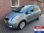 Toyota Yaris 1.3 VVTi Sol MMT Automaat van Opa uit 1929!, Gebruikt, 4 cilinders, Met garantie (alle), Origineel Nederlands