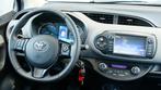 Toyota Yaris 1.5 Hybrid Active |1e EIG!|Camera|Clima!, Start-stop-systeem, Gebruikt, 4 cilinders, Met garantie (alle)