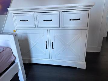 Kidsmill Savigno commode wit met kruis van MDF beschikbaar voor biedingen