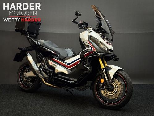 HONDA X-ADV/SPECIAL EDITION HRC/AKRAPOVIC/BOMVOL/GARANTIE!, Motoren, Motoren | Honda, Bedrijf, Scooter, meer dan 35 kW, 2 cilinders