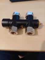 Thermostatisch Onderblok Zwart - Nieuwstaat, Doe-het-zelf en Verbouw, Verwarming en Radiatoren, Ophalen of Verzenden