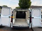 Ford Transit Custom 11.000km Nieuwe motor!!, Auto's, Voorwielaandrijving, 15 km/l, 1995 cc, 4 cilinders