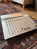 Icon Qcon DAW controller mixer, Muziek en Instrumenten, Midi-apparatuur, Ophalen of Verzenden, Gebruikt