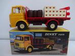 Berliet G.A.K. Plateau Drankenhandel nr: 588 Dinky Toys 1:50, Ophalen of Verzenden, Nieuw, Bus of Vrachtwagen, Dinky Toys