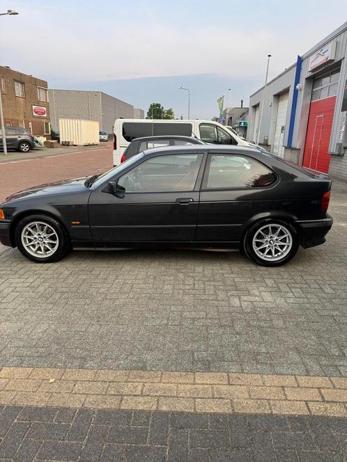 BMW 3-Serie 1.6 I Compact 1997 Nieuwe APK /AIRCO, Auto's, BMW, Particulier, 3-Serie, ABS, Airbags, Airconditioning, Bluetooth