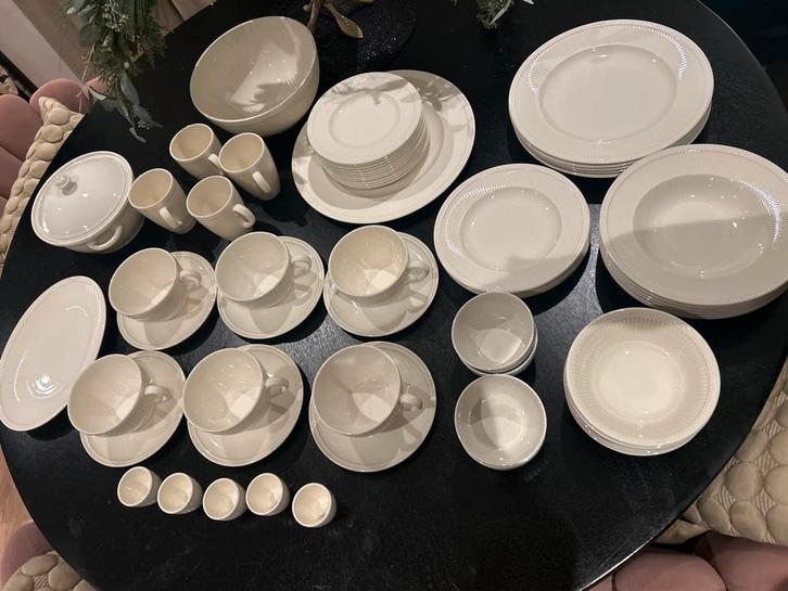 Wedgwood Windsor Servies - Compleet, Huis en Inrichting, Keuken | Servies, Gebruikt, Compleet servies, Wedgwood, Porselein, Ophalen of Verzenden