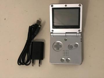 GameBoy advance SP + loader beschikbaar voor biedingen