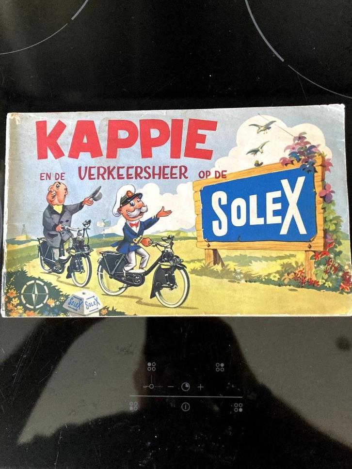 Boekje Kappie en de Verkeersheer op de Solex, Verzamelen, Overige Verzamelen, Zo goed als nieuw, Ophalen of Verzenden