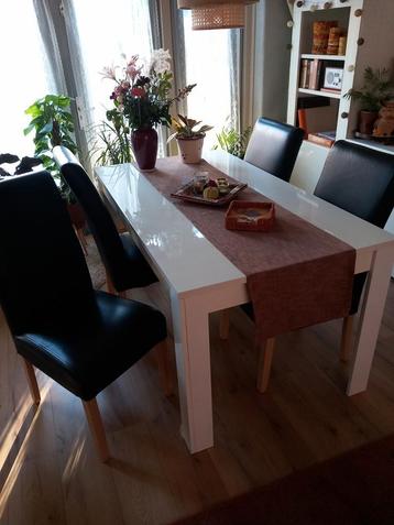 Eetkamerstoelen 4 stuks leer/zwart beschikbaar voor biedingen