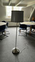 Vrijstaande moderne schermerlamp, Ophalen of Verzenden, Gebruikt, Minder dan 100 cm