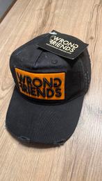 Zwart/oranje Wrong Friends pet, Ophalen of Verzenden, Zo goed als nieuw