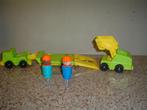 Vintage set, auto met oplader, popjes., Kinderen en Baby's, Speelgoed | Fisher-Price, Ophalen of Verzenden, Zo goed als nieuw