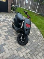 Piaggio typhoon, Fietsen en Brommers, Scooters | Piaggio, Ophalen, Zo goed als nieuw, Tweetakt, Overige modellen