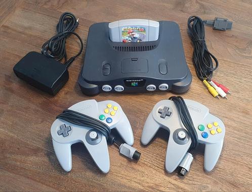 Nintendo 64 + 2 controllers + Mario Kart 64 (N64), Spelcomputers en Games, Spelcomputers | Nintendo 64, Refurbished, Met 2 controllers