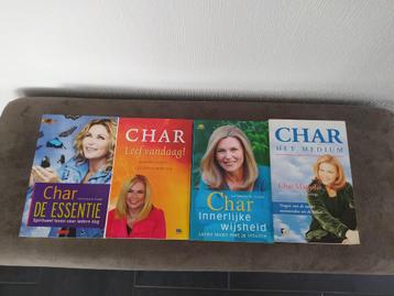 Vier boeken van het medium Char  beschikbaar voor biedingen