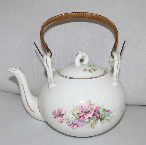 Antieke porseleinen theepot of chocoladeketel, Antiek en Kunst, Antiek | Keramiek en Aardewerk, Verzenden