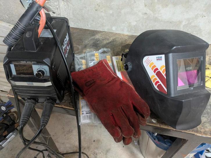 HBM Lasapparaat ZGAN - Compleet!, Doe-het-zelf en Verbouw, Gereedschap | Lasapparaten, Zo goed als nieuw, Elektroden, 150 tot 250 ampère