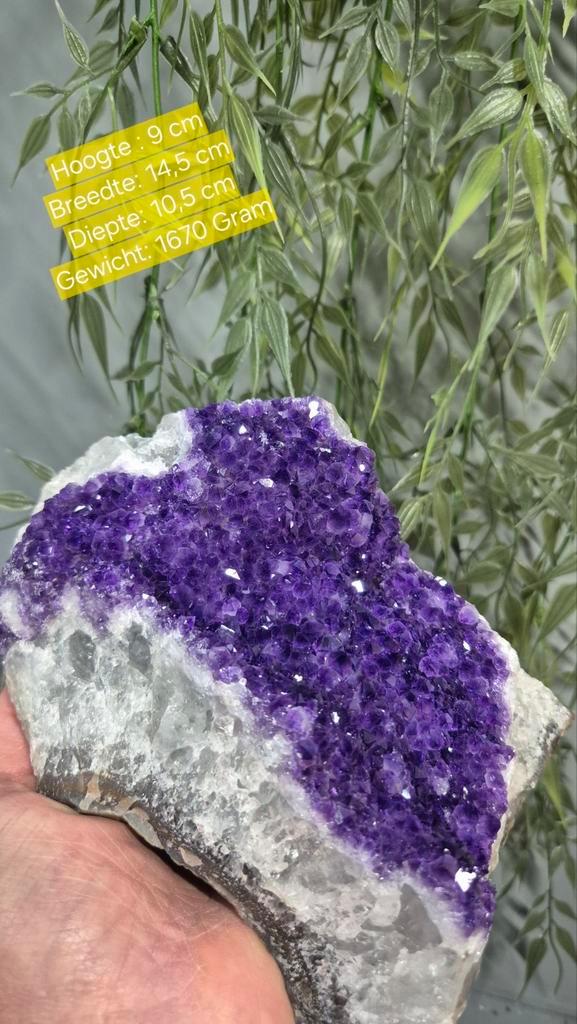 Uniek lavendelpaars Amethist op Calciet, Verzamelen, Mineralen en Fossielen, Ophalen of Verzenden