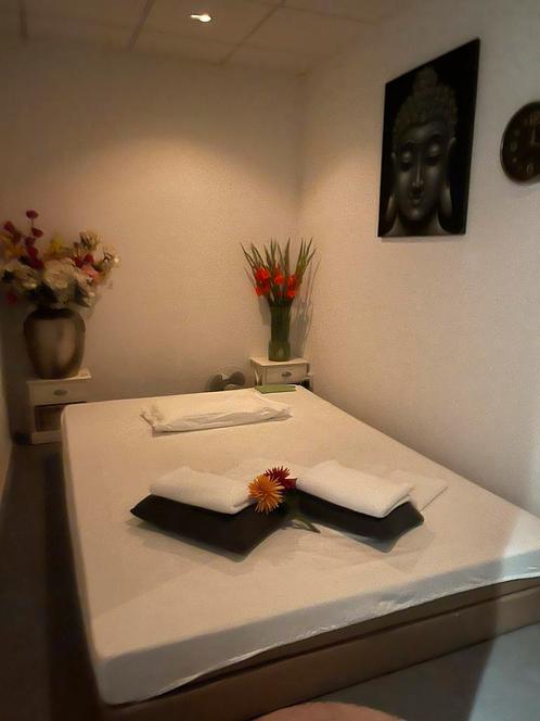 Thai massage, Relaxing massage, private room, Hilversum, Diensten en Vakmensen, Welzijn | Masseurs en Massagesalons, Ontspanningsmassage