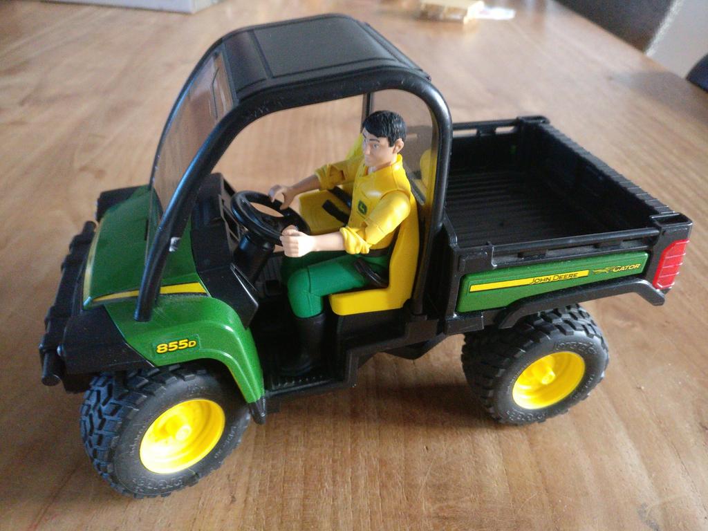 Brüder John Deere xuv, Kinderen en Baby's, Ophalen of Verzenden, Gebruikt