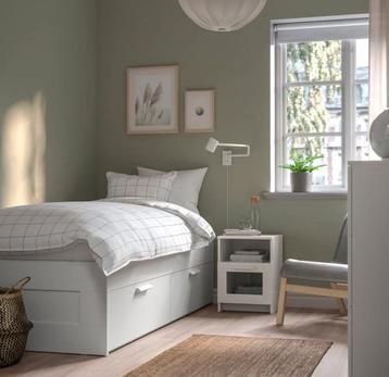 IKEA bedframe + lattenbodem - afbeelding 2