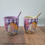 Bekers Alice Tea Time à Paris Disneyland met lepeltjes, Ophalen of Verzenden, Overige figuren, Zo goed als nieuw, Servies