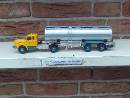 Tekno  Scania  Vabis  met  klassieke  tankoplegger  van De, Hobby en Vrije tijd, Modelauto's | 1:50, Nieuw, Bus of Vrachtwagen