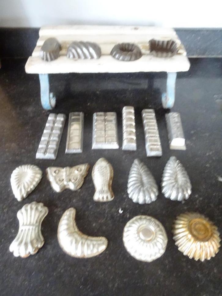 allerlei oude bakvormpjes bakvormen chocolade mal etc, Antiek en Kunst, Curiosa en Brocante, Ophalen