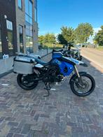 BMW F 800 GS – Compleet Uitgerust met Koffers & Accessoires, Motoren, Motorrijbewijs A, Particulier, Meer dan 35 kW, Handvatverwarming