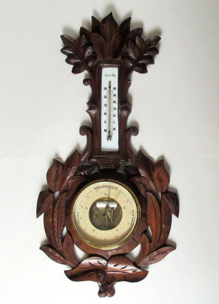Antiek wand weerstation met houtsnijwerk uit het Zwarte Woud, Antiek en Kunst, Antiek | Woonaccessoires, Ophalen of Verzenden