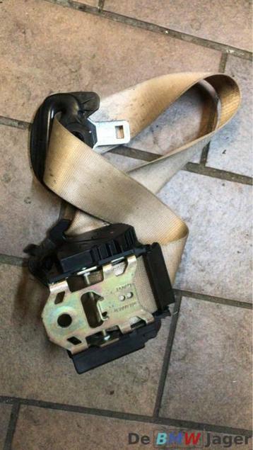 veiligheids gordel BMW E53 rechtsachter 72117051510 beschikbaar voor biedingen
