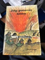 Jong Gestorven Helden - John G. Veenhof, Boeken, Ophalen of Verzenden, Tweede Wereldoorlog, Gelezen, Overige onderwerpen