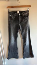 Closed flared jeans, Kleding | Dames, Spijkerbroeken en Jeans, Ophalen of Verzenden, Zo goed als nieuw, Zwart, W27 (confectie 34) of kleiner