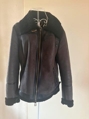 Zgan bruine “lammycoat” bikerjas model v Goosecraft  mt M beschikbaar voor biedingen