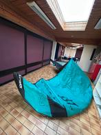 Slingshot 9m SST V6, Watersport en Boten, Ophalen