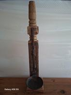Antieke houten standaard met metalen lepel, Antiek en Kunst, Antiek | Gereedschap en Instrumenten, Ophalen of Verzenden