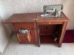 Ouderwetse antieke trapnaaimachine, Antiek en Kunst, Antiek | Naaimachines, Ophalen