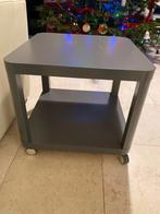 Bijzettafel Ikea Tingby bijtafel op wielen bijzet tafel, Huis en Inrichting, Tafels | Bijzettafels, Minder dan 55 cm, Vierkant