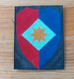Mouwembleem 1e legerkorps KMAR, Verzamelen, Militaria | Algemeen, Ophalen of Verzenden, Marechaussee, Nederland, Embleem of Badge
