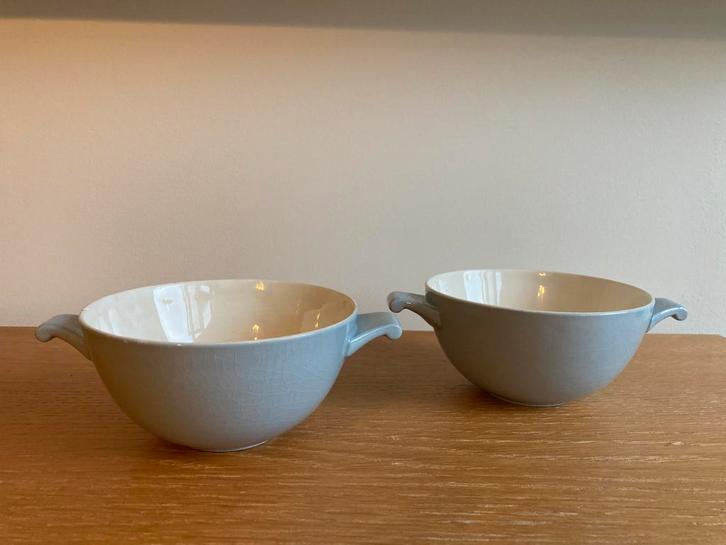2 Soepkommen Regout blauw pastel, Antiek en Kunst, Antiek | Servies los, Ophalen of Verzenden