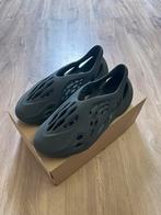 Yeezy foam runner carbon, Ophalen, Zwart, Adidas Yeezy, Sneakers of Gympen