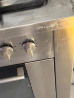 Genruikte fornuis, Witgoed en Apparatuur, Fornuizen, Ophalen, Gebruikt, Gas, 85 tot 90 cm