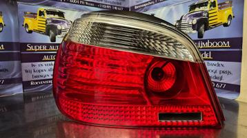 bmw E60. achterlicht links rtnr 7165737. beschikbaar voor biedingen